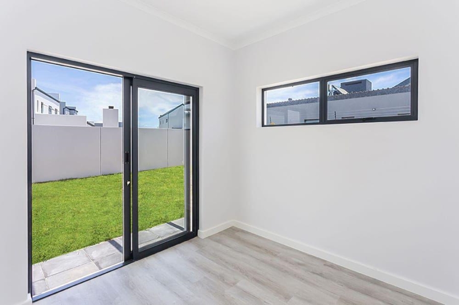4 Bedroom Property for Sale in Sandown Western Cape